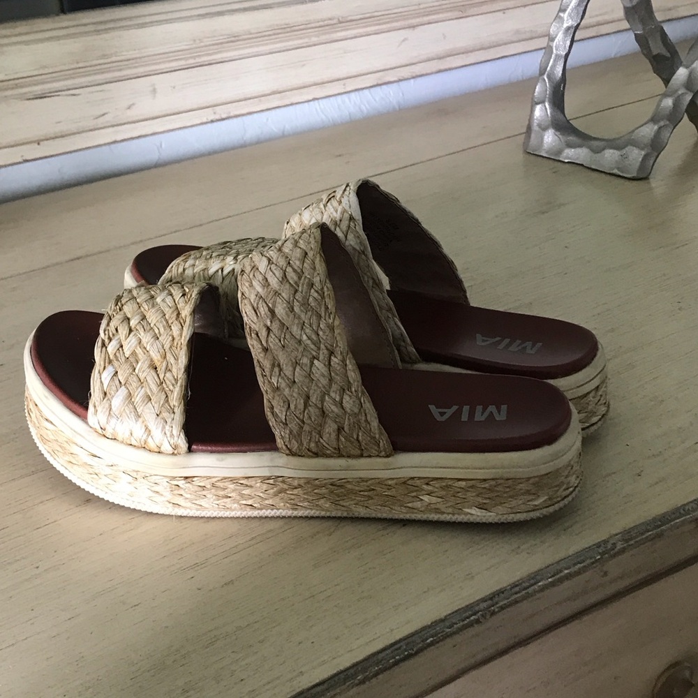MIA Natural Raffia Espadrille Platform Slide Sandals with Brown Insole